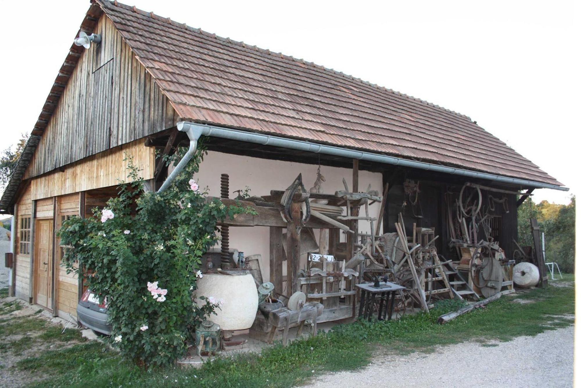 Tourist Farm Pri Martinovih Villa Krška Vas Eksteriør bilde