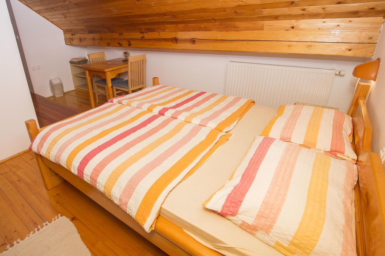 Tourist Farm Pri Martinovih Villa Krška Vas Eksteriør bilde