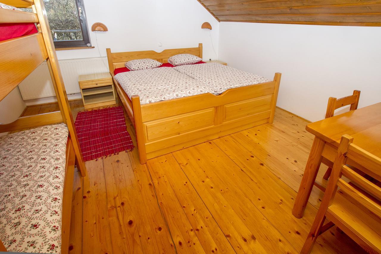 Tourist Farm Pri Martinovih Villa Krška Vas Eksteriør bilde